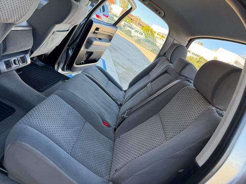 Used 2010 Toyota Tundra image 24