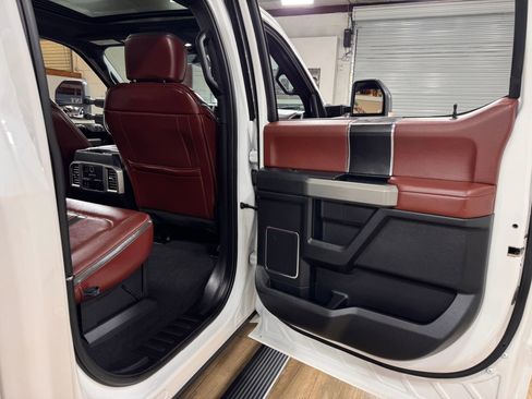 Used 2019 Ford F250 Platinum image 17