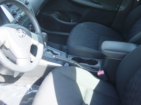 Used 2009 Toyota Corolla S image 5