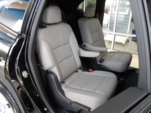 Used 2026 GMC Acadia FWD Elevation image 20