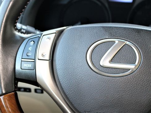 Used 2013 Lexus RX 450h image 23