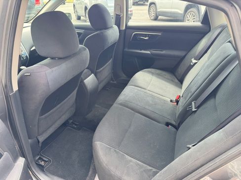 Used 2014 Nissan Altima 2.5 S FWD image 10