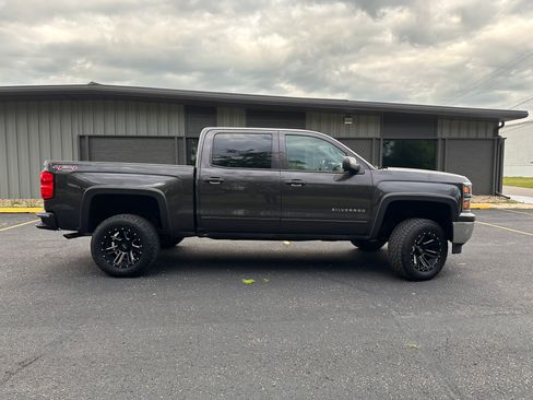 Used 2015 Chevrolet Silverado 1500 4x4 Crew Cab LT image 8