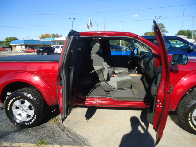 Used 2012 Suzuki Equator 2WD Extended Cab image 9