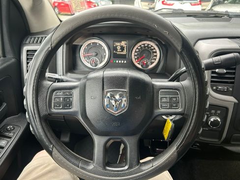 Used 2016 RAM 2500 4x4 Crew Cab ST image 40