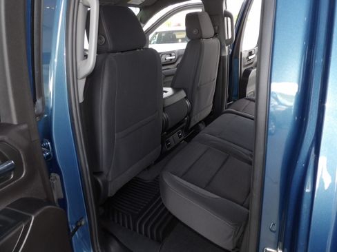 Used 2024 Chevrolet Silverado 2500 Custom image 18