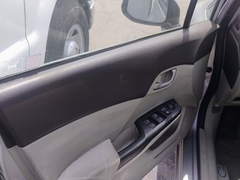 Used 2011 Honda Civic GX image 4