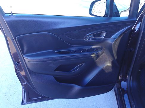 Used 2015 Buick Encore image 9