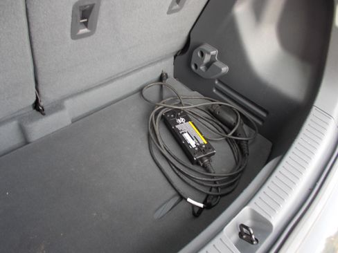 Used 2017 Chevrolet Bolt Premier image 22