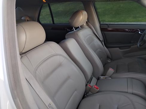 Used 2002 Cadillac De Ville image 26