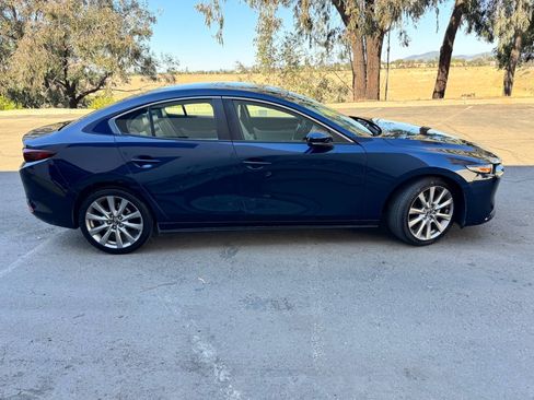 Used 2022 MAZDA MAZDA3 image 10