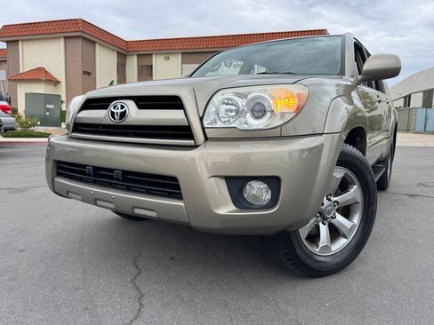 Used 2007 Toyota 4Runner Limited image 5