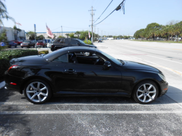Used 2002 Lexus SC 430 Convertible RWD image 7