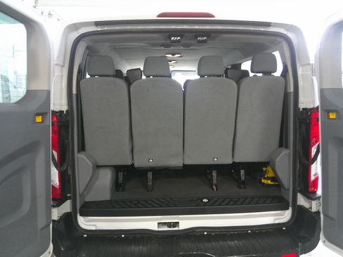 Used 2015 Ford Transit 350 XLT image 11