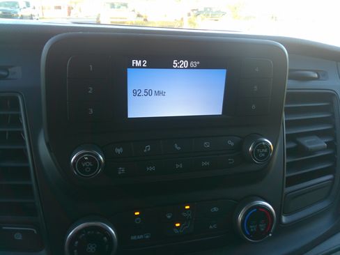 Used 2024 Ford Transit 250 XL image 13