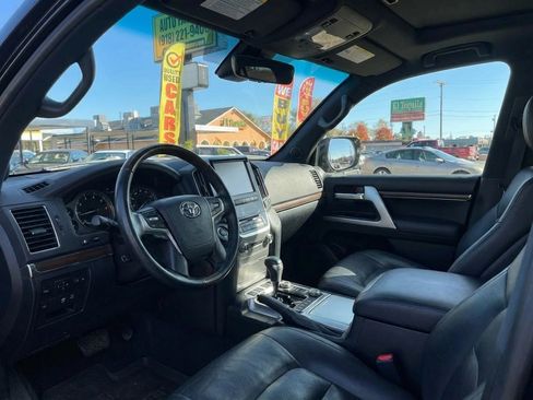 Used 2021 Toyota Land Cruiser Heritage Edition AWD/4WD image 5