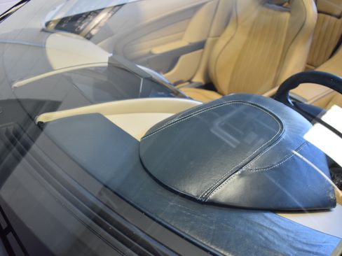 Used 2016 Aston Martin DB9 GT Volante RWD image 41