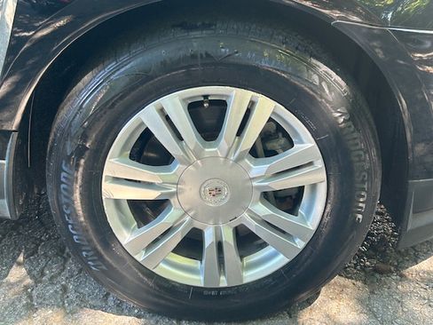 Used 2016 Cadillac SRX FWD Luxury image 32