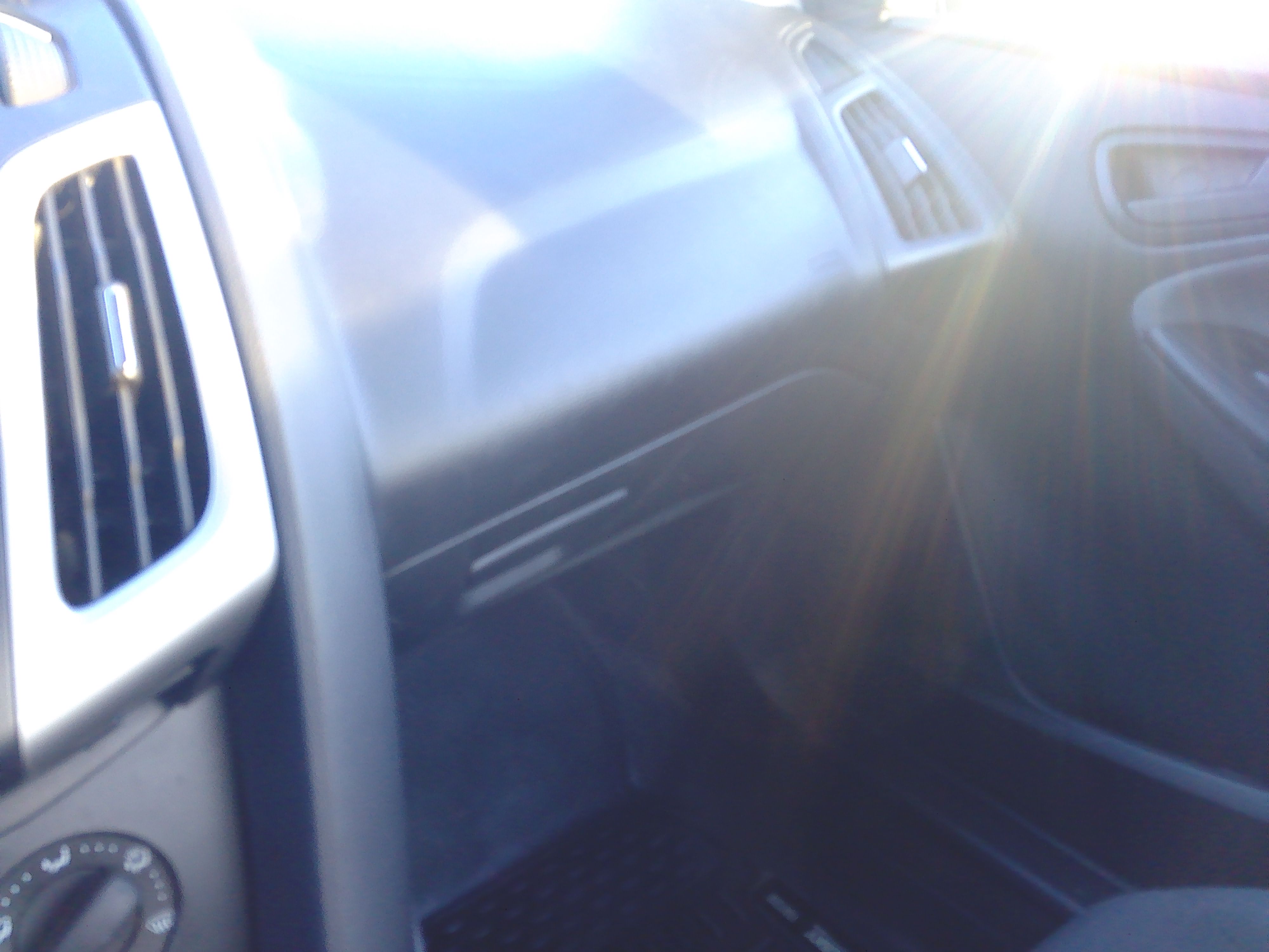 Used 2014 Ford Focus S Sedan FWD image 17
