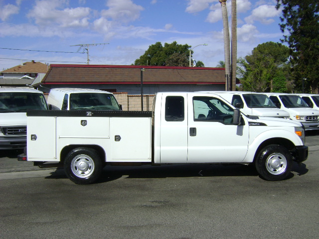 Used 2012 Ford F250 2WD SuperCab Super Duty image 2