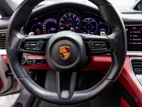 Used 2022 Porsche Panamera 4 Platinum Edition AWD/4WD image 45