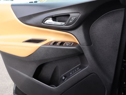 Used 2019 Chevrolet Equinox Premier image 20