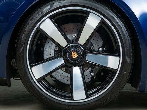 Used 2023 Porsche 911 Sport Classic image 62