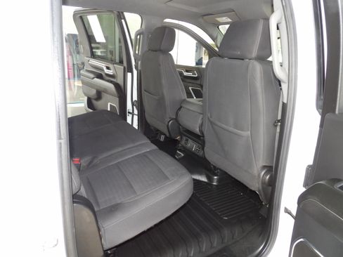 Used 2024 Chevrolet Silverado 2500 LT image 23