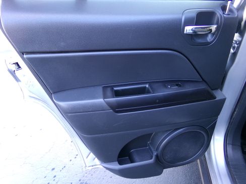 Used 2016 Jeep Patriot 75th Anniversary image 15