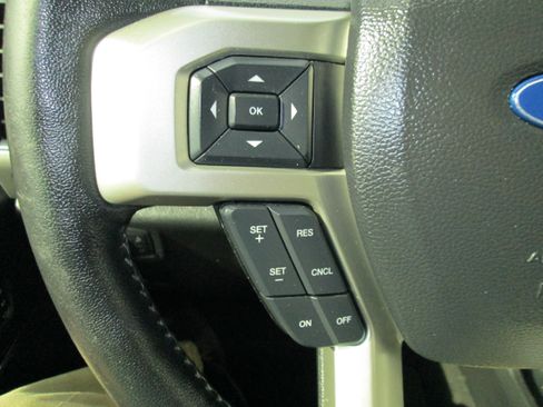 Used 2021 Ford F250 Lariat image 25