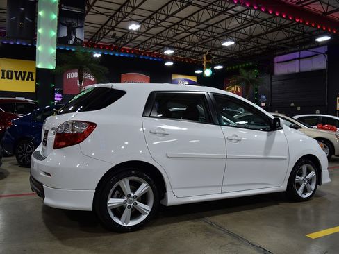 Used 2009 Toyota Matrix S image 14