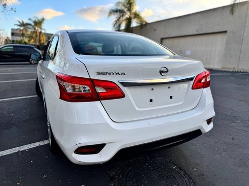 Used 2016 Nissan Sentra 1.8 S image 6