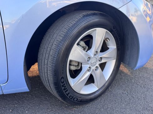 Used 2012 Hyundai Elantra image 13