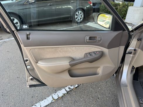 Used 2001 Honda Civic EX Sedan image 22