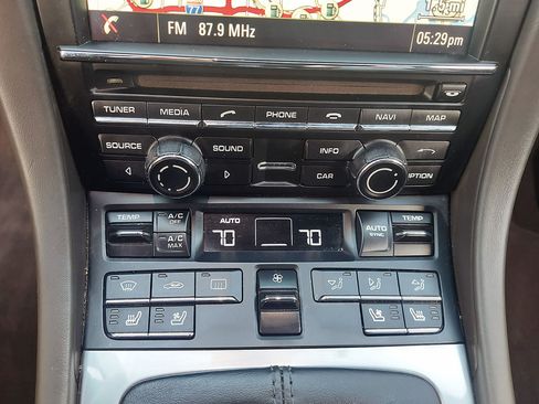 Used 2014 Porsche Boxster S image 71