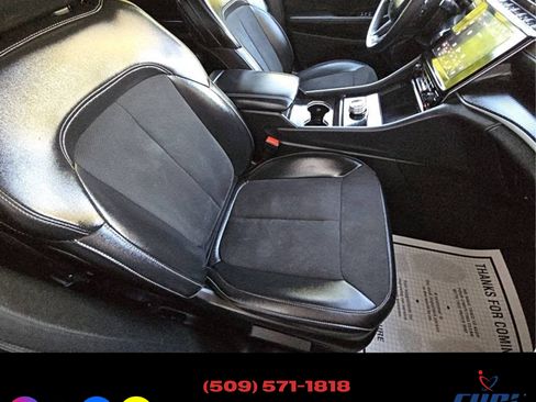 Used 2024 Jeep Grand Cherokee L Laredo image 23