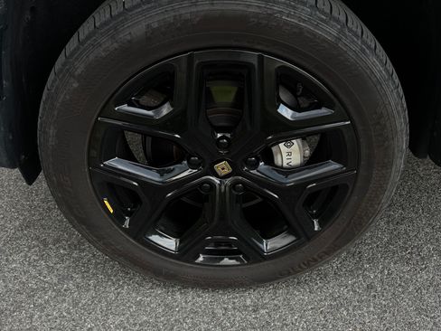 Used 2023 Rivian R1T AWD Adventure image 8