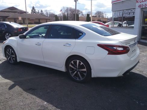 Used 2017 Nissan Altima 2.5 SR image 7