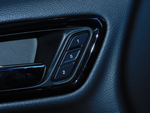 Used 2022 Dodge Durango GT Plus image 28