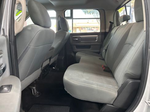 Used 2016 RAM 2500 SLT image 12