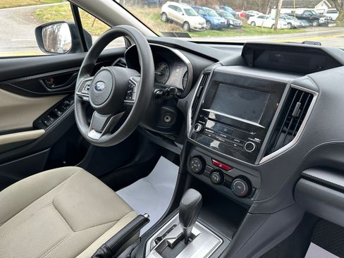 Used 2019 Subaru Impreza 2.0i Premium image 13