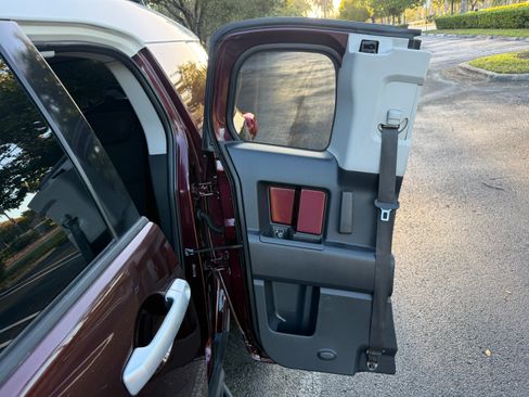 Used 2007 Toyota FJ Cruiser image 73