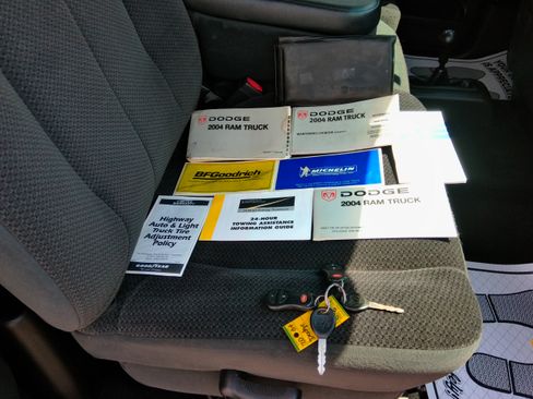 Used 2004 Dodge Ram 1500 Truck SLT image 59