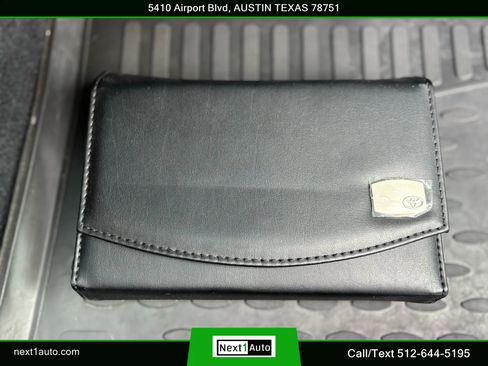 Used 2020 Toyota Tacoma image 32