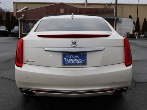 Used 2014 Cadillac XTS Luxury image 7