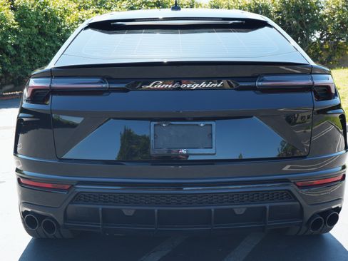 Used 2020 Lamborghini Urus image 7