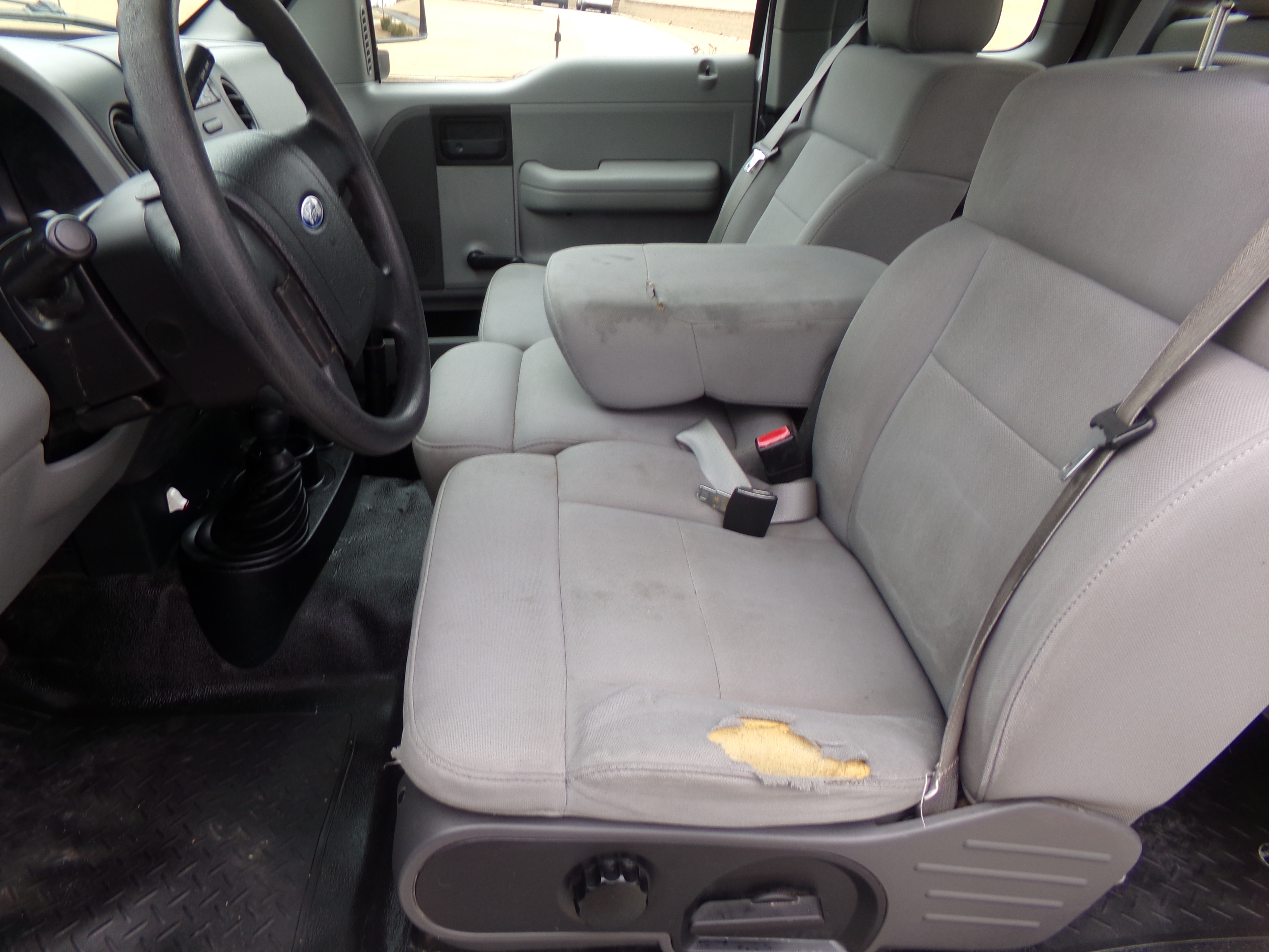 Used 2005 Ford F150 XLT AWD/4WD image 12