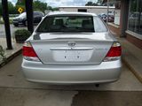 Used 2005 Toyota Camry XLE image 4