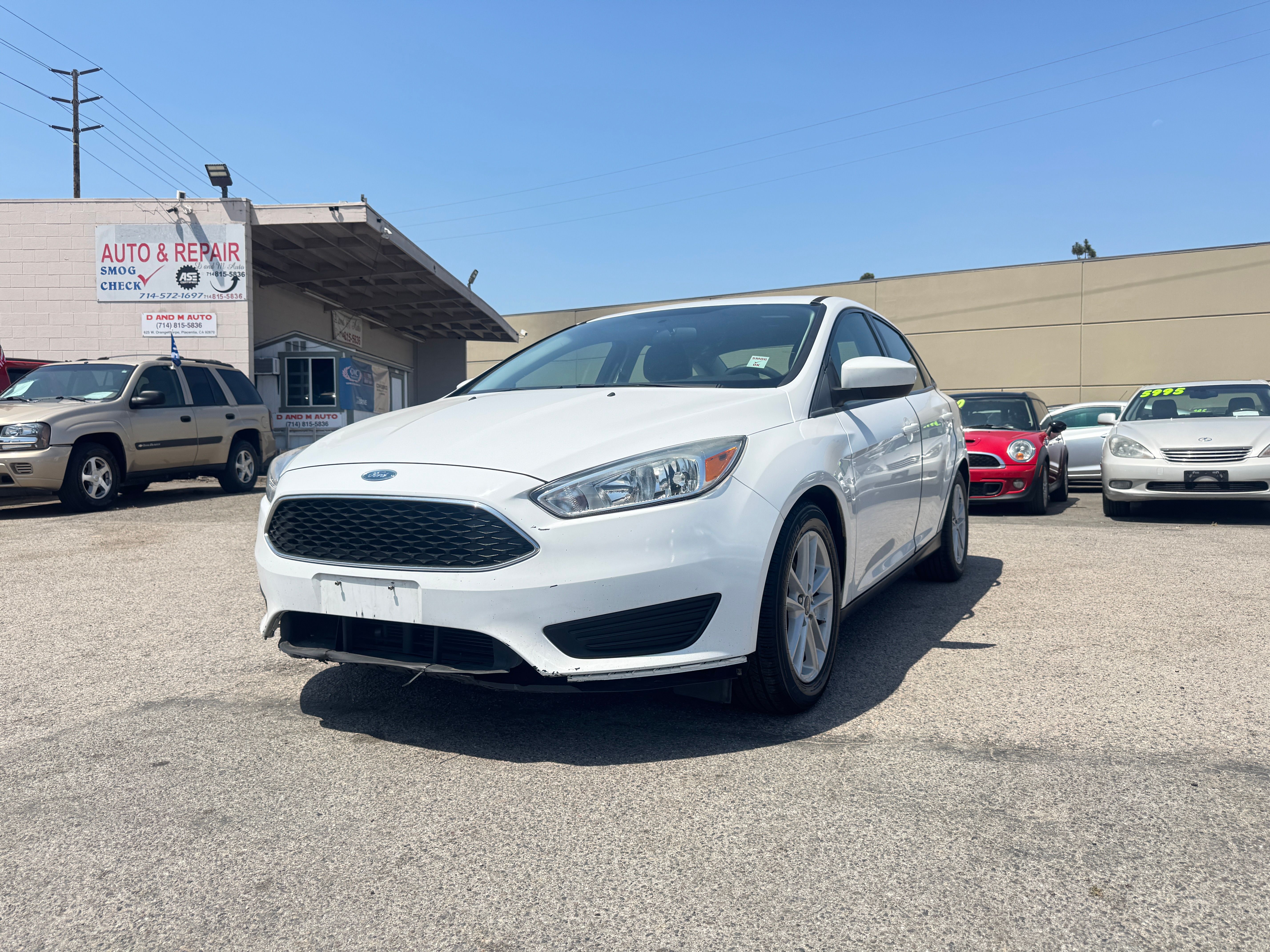 Used 2018 Ford Focus SE Sedan FWD image 3
