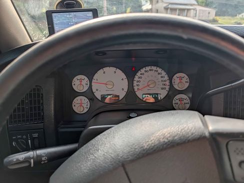 Used 2004 Dodge Ram 2500 Truck 4x4 Quad Cab image 11